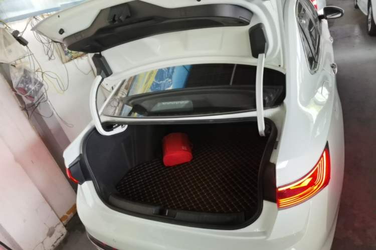 Used Volkswagen Sagitar 2023 300TSI DSG Excellence Edition Trunk