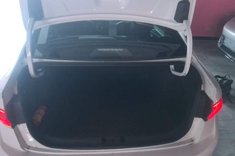 Used Volkswagen Sagitar 2023 300TSI DSG Excellence Edition Trunk