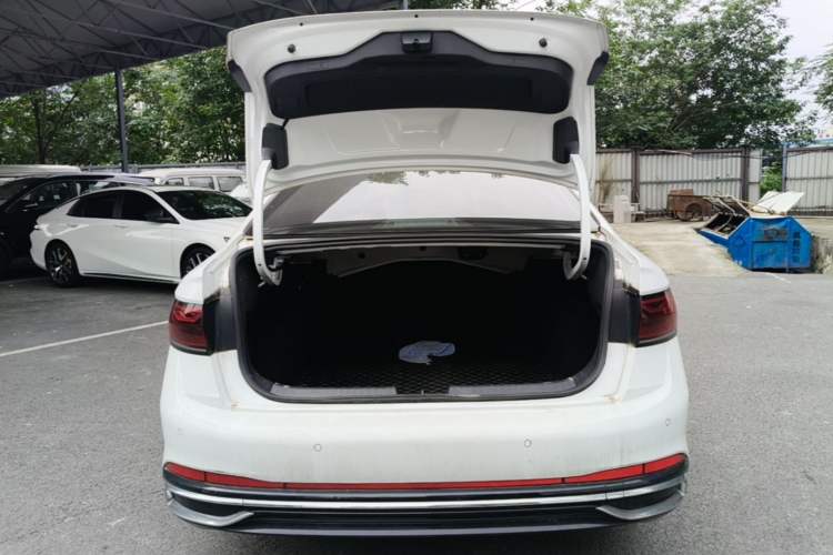 Used Volkswagen Sagitar 2023 300TSI DSG Excellence Edition Trunk