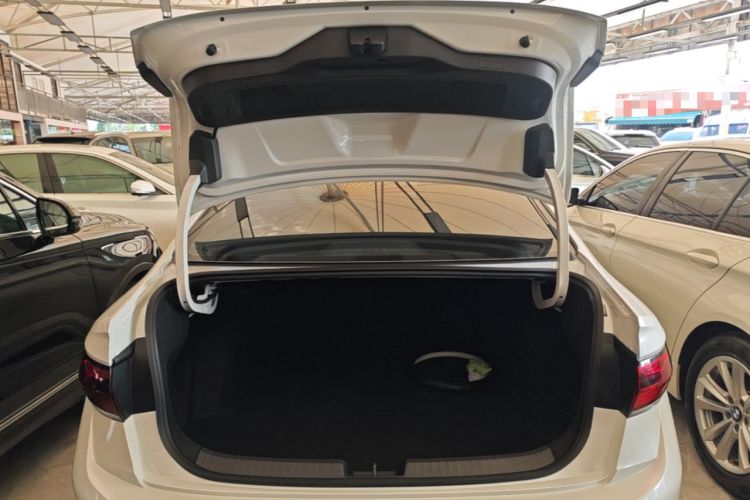 Used Volkswagen Sagitar 2023 300TSI DSG Excellence Edition Trunk