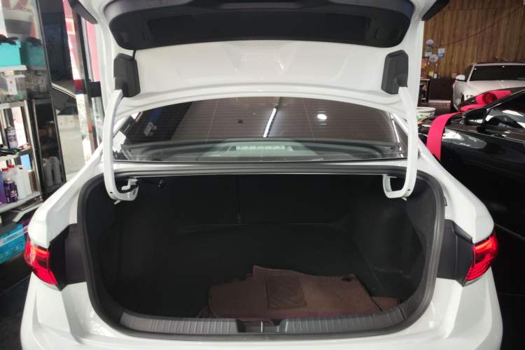 Used Volkswagen Sagitar 2023 300TSI DSG Excellence Edition Trunk