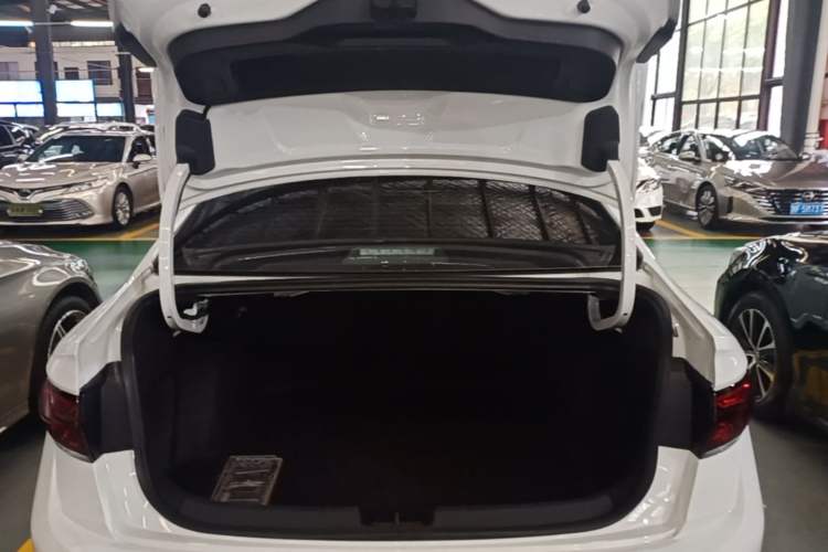 Used Volkswagen Sagitar 2023 300TSI DSG Excellence Edition Trunk