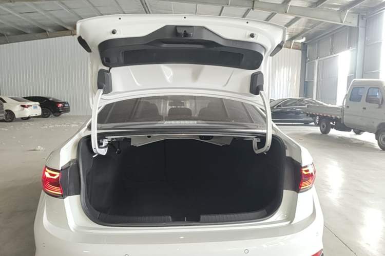 Used Volkswagen Sagitar 2023 300TSI DSG Excellence Edition Trunk
