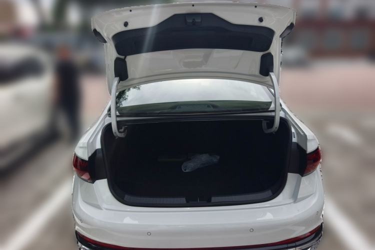 Used Volkswagen Sagitar 2023 Facelift 300TSI DSG Excellence Edition Trunk