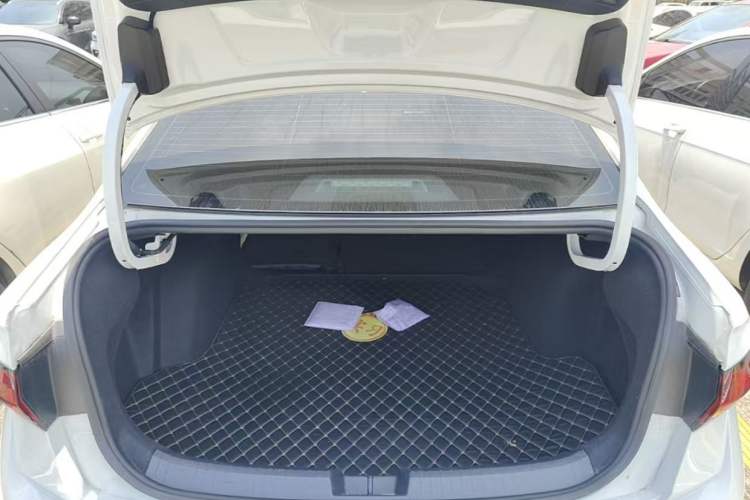 Used Volkswagen Sagitar 2023 300TSI DSG Excellence Edition Trunk