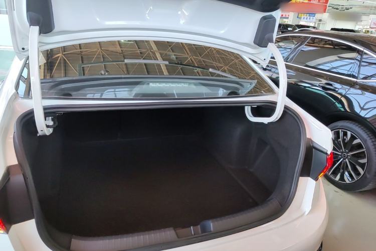 Used Volkswagen Sagitar 2023 300TSI DSG Excellence Edition Trunk