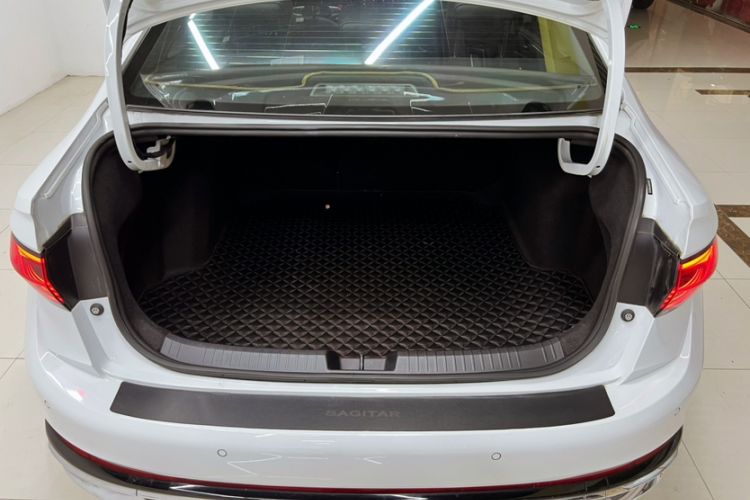 Used Volkswagen Sagitar 2023 300TSI DSG Excellence Edition Trunk