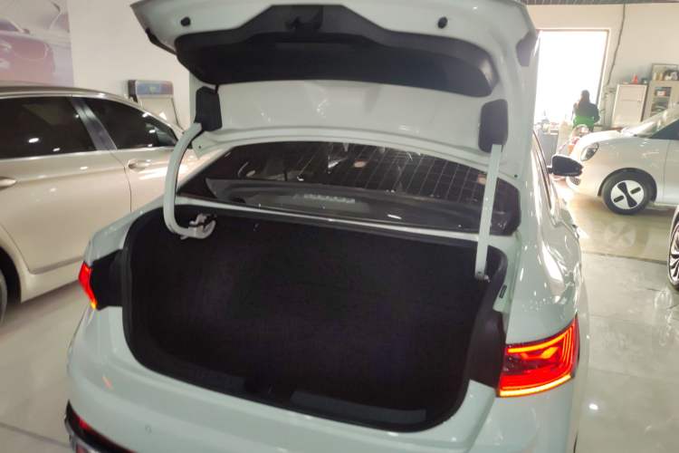 Used Volkswagen Sagitar 2023 200TSI DSG Excellence Edition Trunk