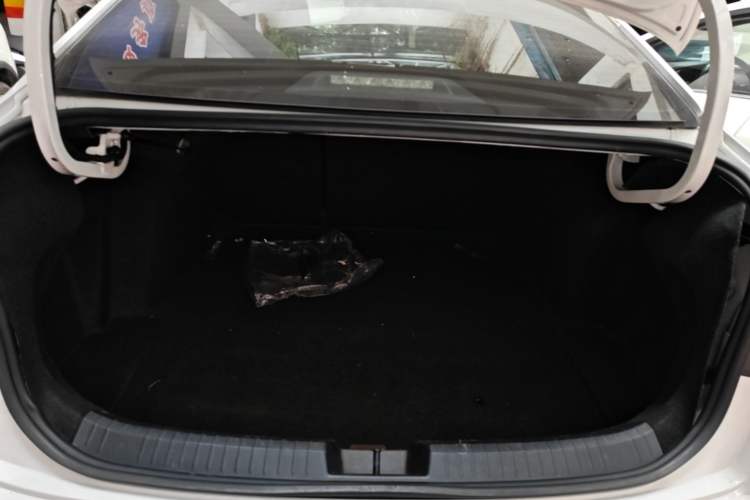 Used Volkswagen Sagitar 2023 280TSI DSG Excellence Edition Trunk