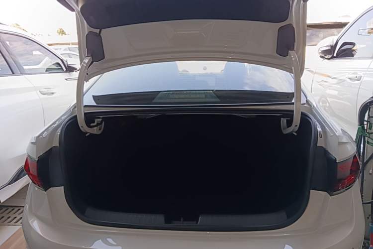 Used Volkswagen Sagitar 2023 300TSI DSG Excellence Edition Trunk