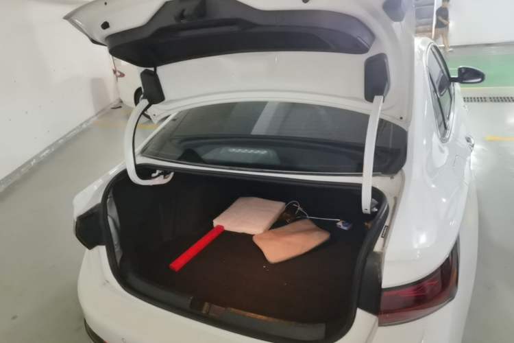 Used Volkswagen Sagitar 2023 300TSI DSG Excellence Edition Trunk