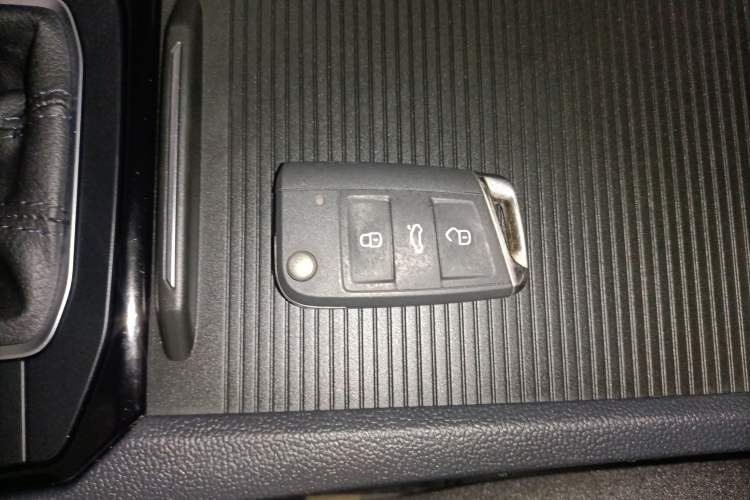 Used Volkswagen Sagitar 2023 280TSI DSG Beyond Lite Edition Vehicle Key