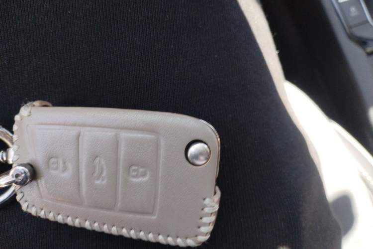 Used Volkswagen Sagitar 2023 300TSI DSG Excellence Edition Vehicle Key
