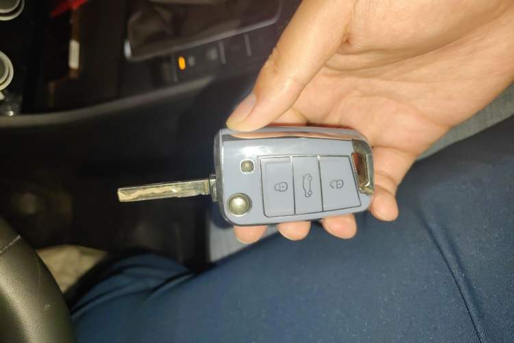Used Volkswagen Sagitar 2023 300TSI DSG Flyover Edition Vehicle Key