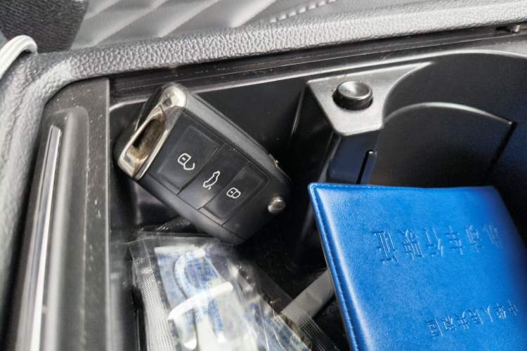 Used Volkswagen Sagitar 2023 300TSI DSG Excellence Edition Vehicle Key