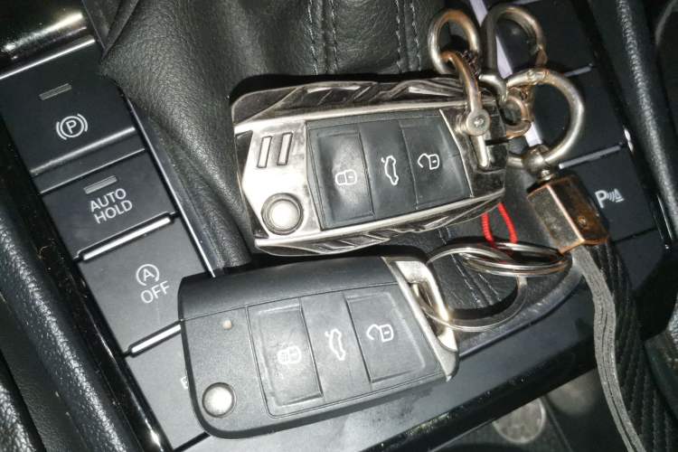 Used Volkswagen Sagitar 2023 280TSI DSG Beyond Lite Edition Vehicle Key
