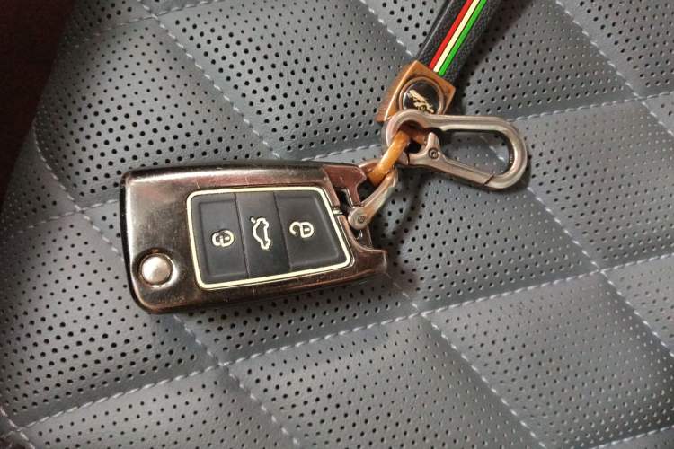 Used Volkswagen Sagitar 2023 280TSI DSG Excellence Edition Vehicle Key