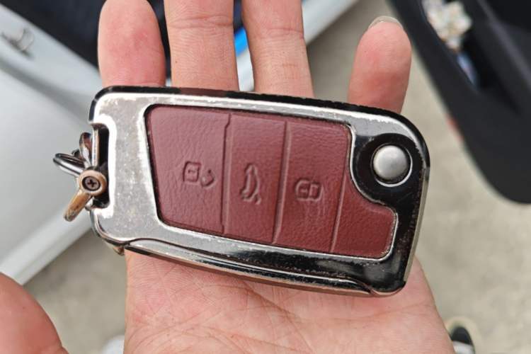 Used Volkswagen Sagitar 2023 300TSI DSG Excellence Edition Vehicle Key