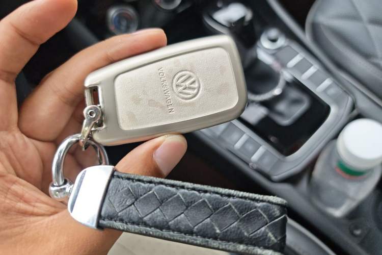 Used Volkswagen Sagitar 2023 300TSI DSG Excellence Edition Vehicle Key
