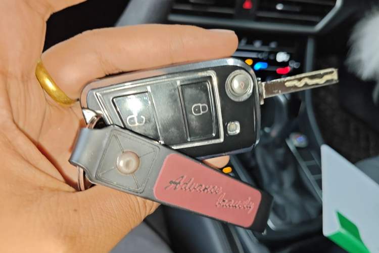 Used Volkswagen Sagitar 2023 280TSI DSG Excellence Plus Edition Vehicle Key