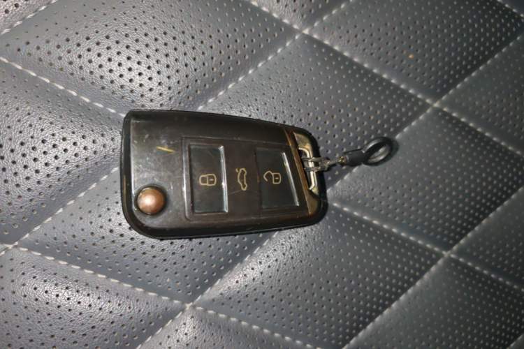 Used Volkswagen Sagitar 2023 300TSI DSG Excellence Edition Vehicle Key