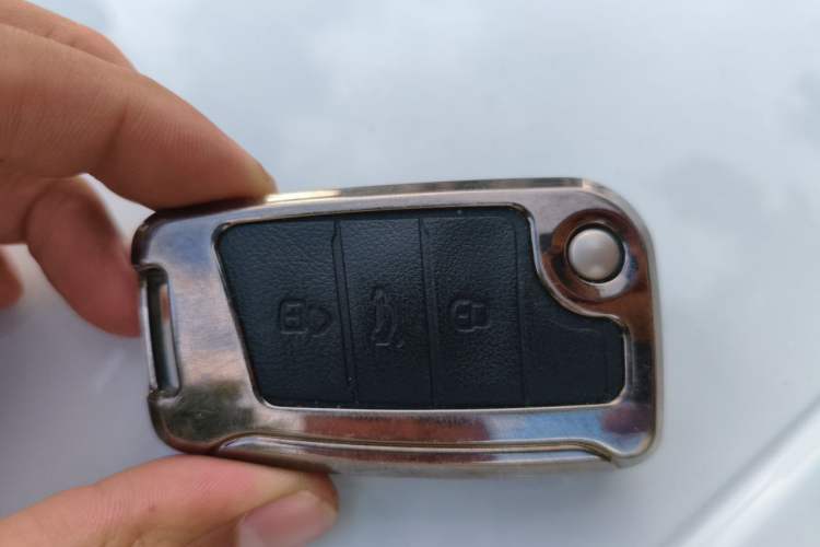 Used Volkswagen Sagitar 2023 280TSI DSG Beyond Lite Edition Vehicle Key