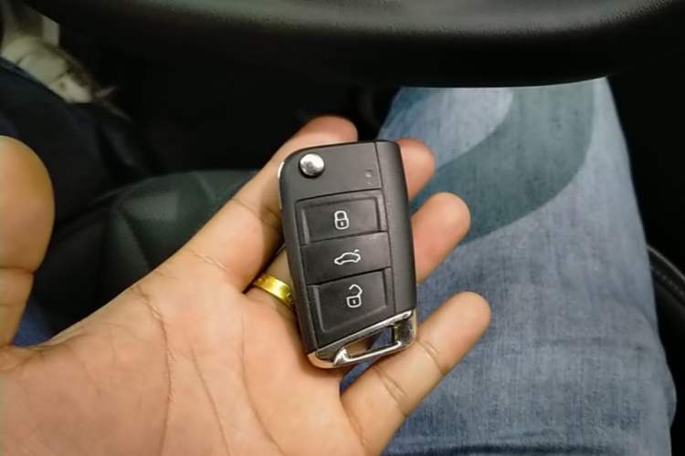 Used Volkswagen Sagitar 2023 300TSI DSG Excellence Edition Vehicle Key