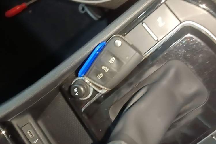 Used Volkswagen Sagitar 2023 280TSI DSG Beyond Lite Edition Vehicle Key