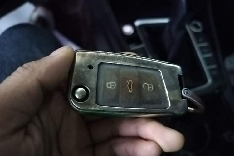 Used Volkswagen Sagitar 2023 300TSI DSG Excellence Edition Vehicle Key