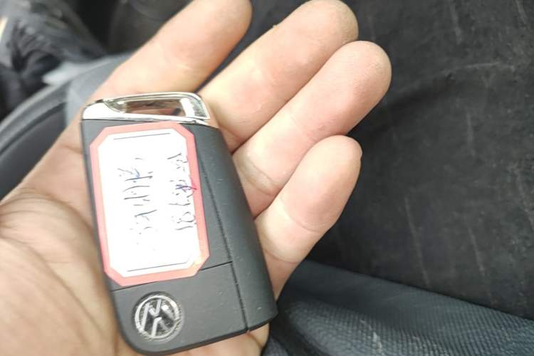 Used Volkswagen Sagitar 2023 300TSI DSG Excellence Edition Vehicle Key