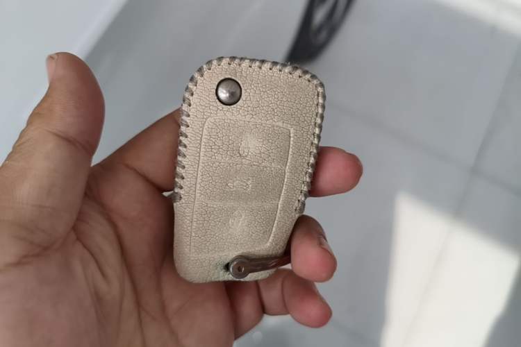 Used Volkswagen Sagitar 2023 300TSI DSG Excellence Edition Vehicle Key
