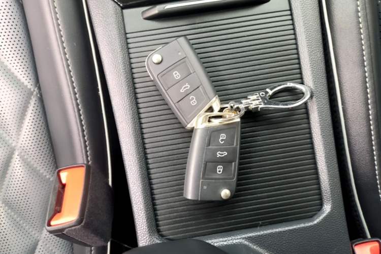 Used Volkswagen Sagitar 2023 300TSI DSG Excellence Edition Vehicle Key