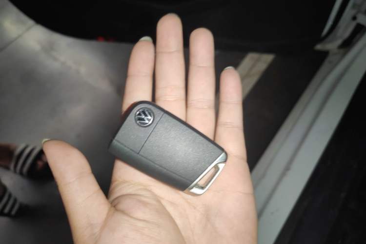 Used Volkswagen Sagitar 2023 300TSI DSG Excellence Edition Vehicle Key