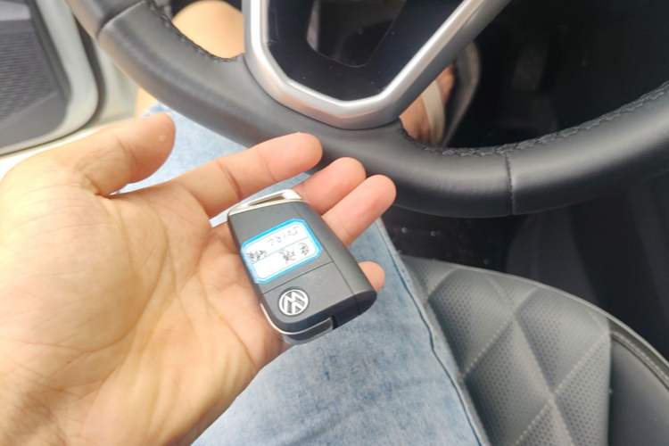 Used Volkswagen Sagitar 2023 300TSI DSG Excellence Edition Vehicle Key