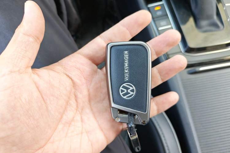 Used Volkswagen Sagitar 2023 300TSI DSG Excellence Edition Vehicle Key