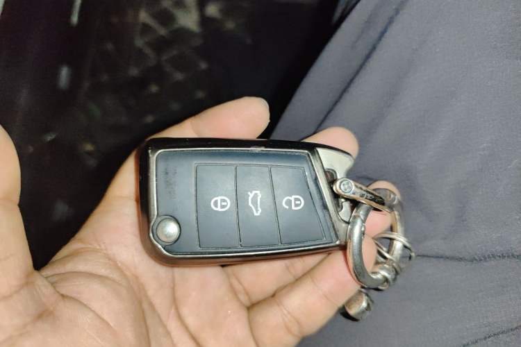 Used Volkswagen Sagitar 2023 280TSI DSG Excellence Plus Edition Vehicle Key
