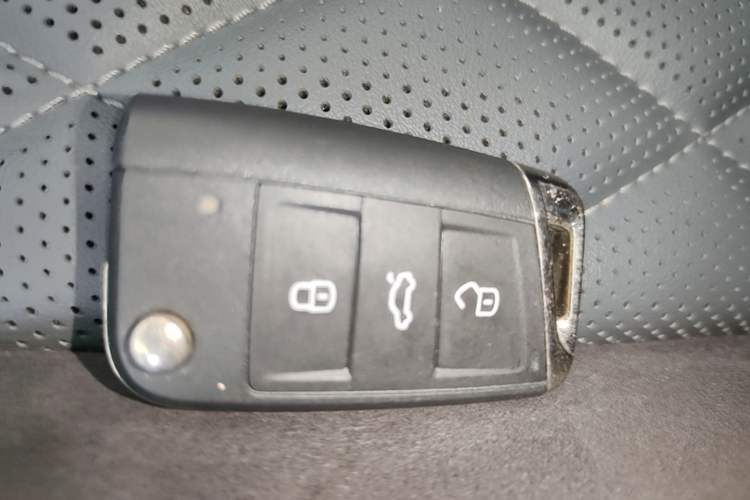 Used Volkswagen Sagitar 2023 300TSI DSG Excellence Edition Vehicle Key