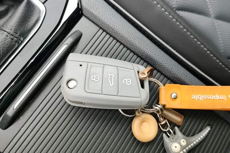 Used Volkswagen Sagitar 2023 280TSI DSG Excellence Edition Vehicle Key