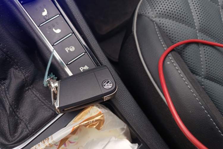 Used Volkswagen Sagitar 2023 300TSI DSG Excellence Edition Vehicle Key