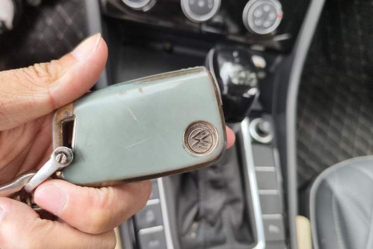 Used Volkswagen Sagitar 2023 300TSI DSG Flyover Edition Vehicle Key