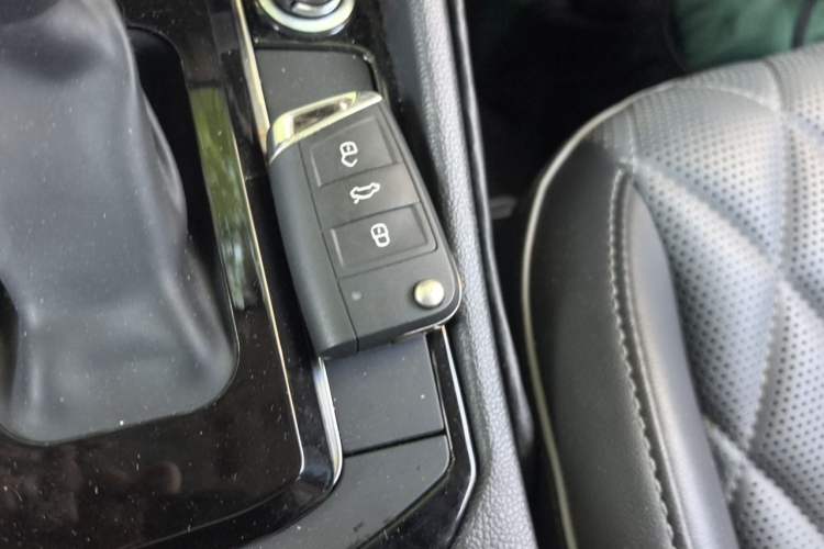 Used Volkswagen Sagitar 2023 280TSI DSG Excellence Plus Edition Vehicle Key