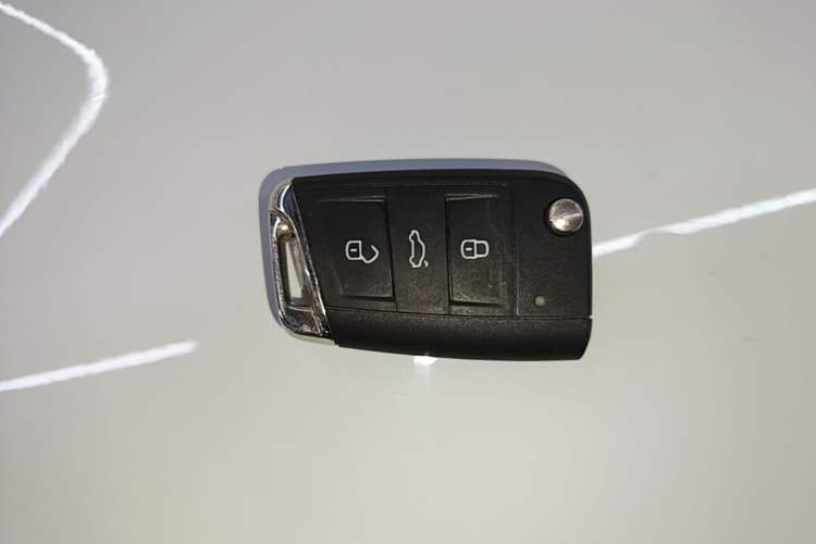 Used Volkswagen Sagitar 2023 300TSI DSG Excellence Edition Vehicle Key