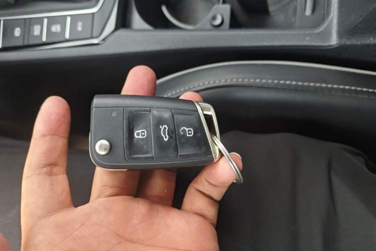 Used Volkswagen Sagitar 2023 200TSI DSG Excellence Edition Vehicle Key