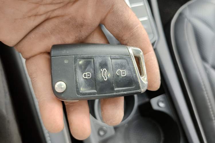 Used Volkswagen Sagitar 2023 200TSI DSG Excellence Edition Vehicle Key