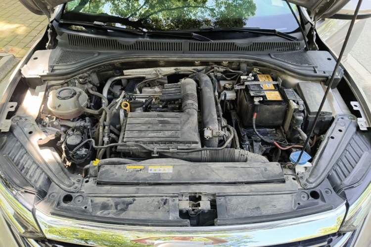 Used Volkswagen Sagitar 2023 280TSI DSG Excellence Edition Engine Bay