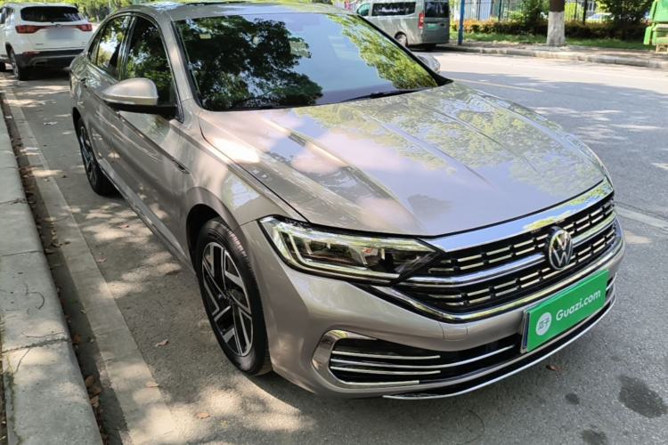 Used Volkswagen Sagitar 2023 280TSI DSG Excellence Edition Front Right 45 Deg