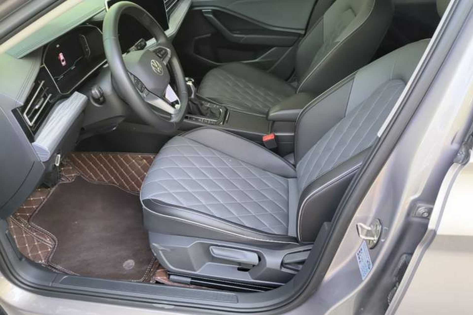 Used Volkswagen Sagitar 2023 280TSI DSG Excellence Edition Left Front Seat