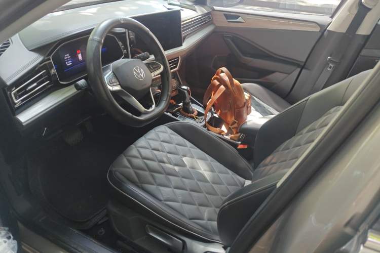 Used Volkswagen Sagitar 2023 300TSI DSG Excellence Edition Left Front Seat