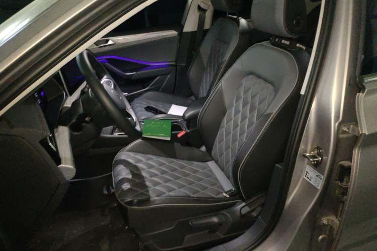 Used Volkswagen Sagitar 2023 300TSI DSG Excellence Edition Left Front Seat