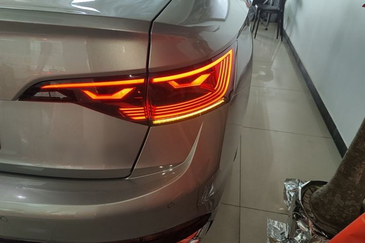 Used Volkswagen Sagitar 2023 300TSI DSG Excellence Edition Right Rear Taillight